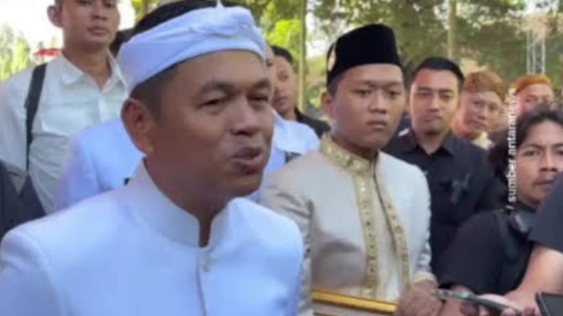 Inshot 20250521 014630376