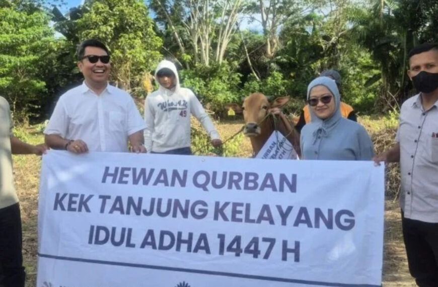 KEK Tanjung Kelayang Salurkan Sapi Kurban&hellip;