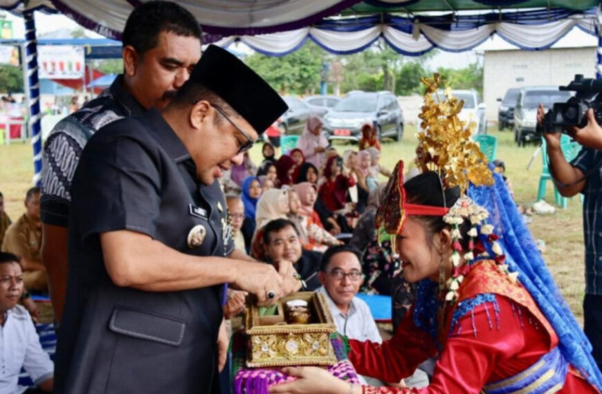 Wabup Syamsir Buka Festival Hari Jadi&hellip;