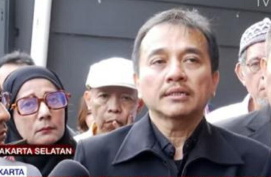 Roy Suryo Bandingkan Penangkapannya dengan Adegan&hellip;