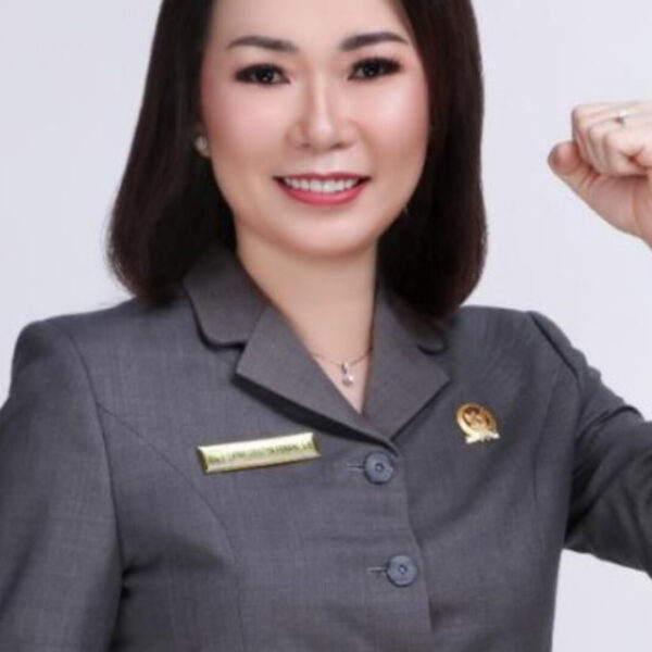 Hadiri Pelantikan Pengurus Ranting, Vina Cristyn Tekankan Pengawalan Aspirasi Masyarakat Belitung