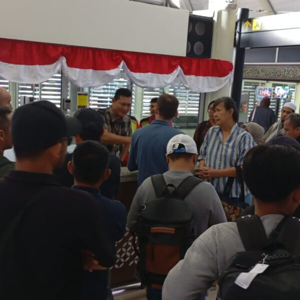Penerbangan Sriwijaya Air Rute Jakarta – Tanjung Pandan Tertunda 10 Jam, Penumpang Dapat Kompensasi Rp300 Ribu