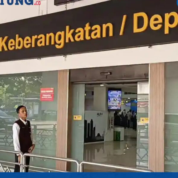 Semua Penerbangan di Bandara Halim Dibatalkan 6 September Akibat Abu Vulkanik Anak Krakatau